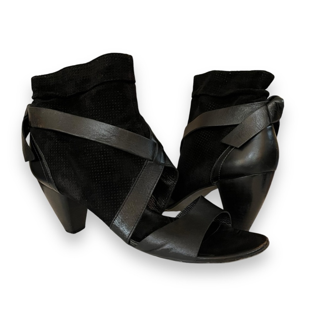 Paul Green Black Suede Leather Perforated Open-Toe Cone Heel Knot Sandal 7.5